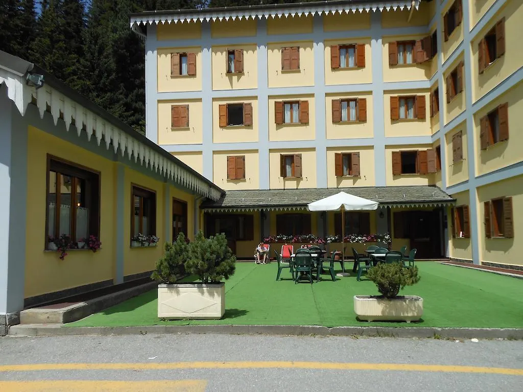 Hotel Milano contacts